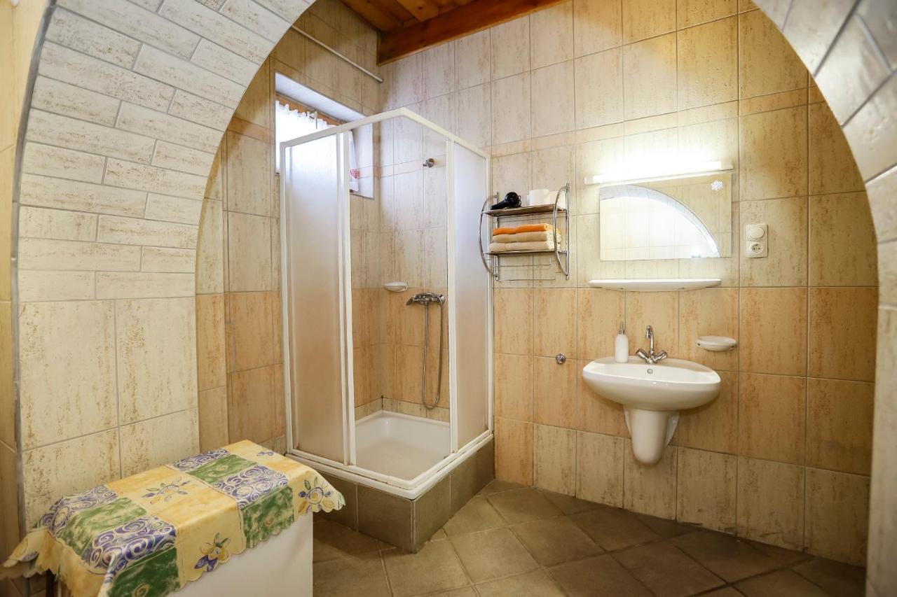 Életfa Vendégház Eger Esterno foto